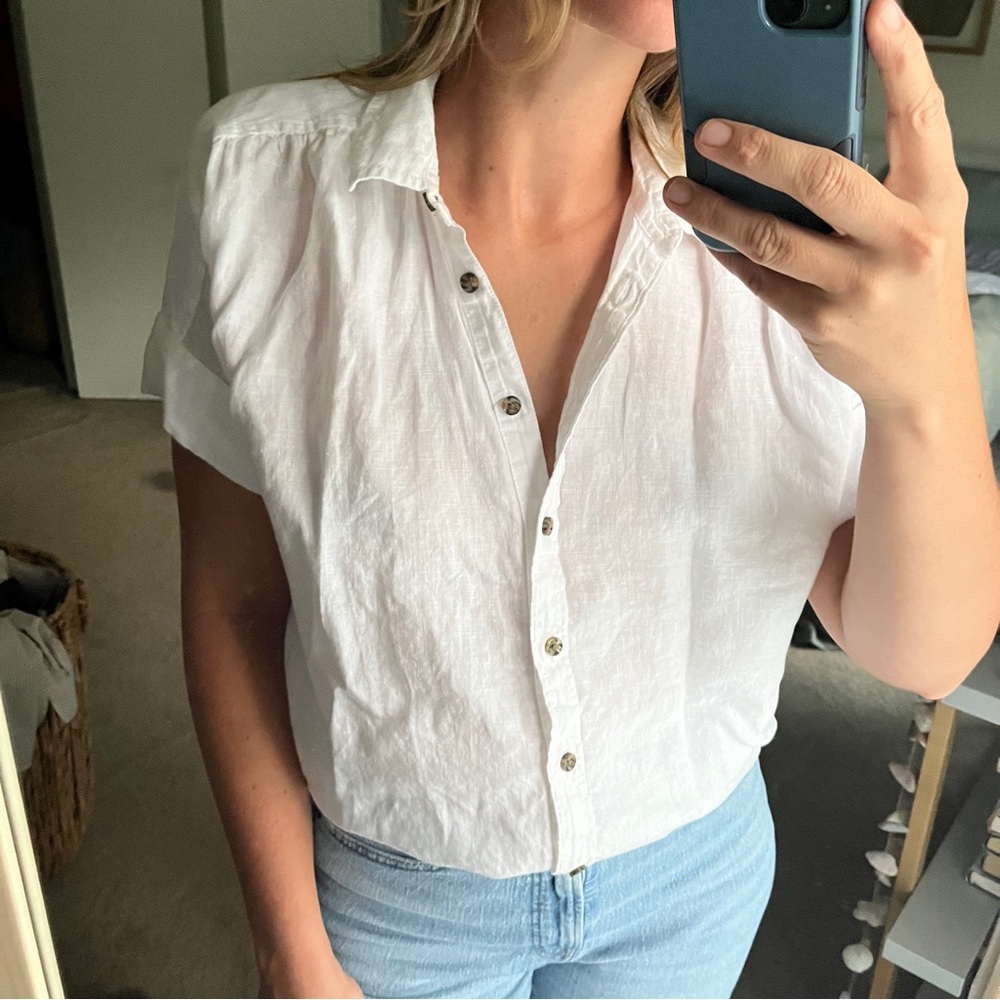 J. Crew Relaxed-fit short-sleeve Baird McNutt Irish linen shirt
